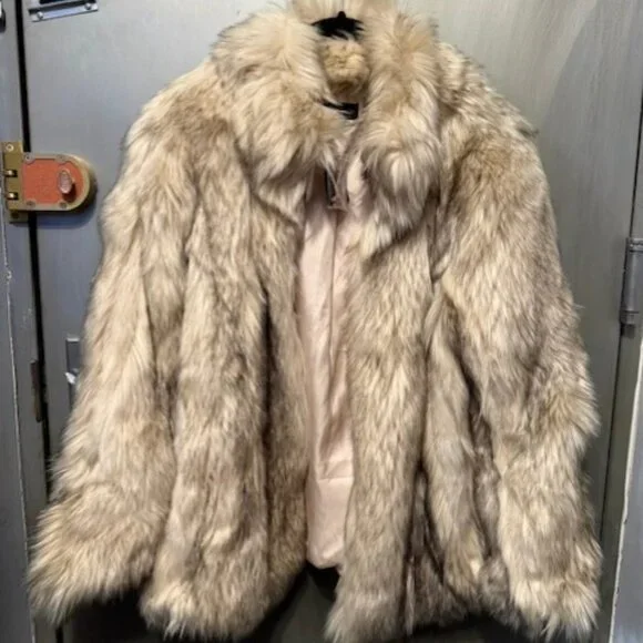 1970s Retro Vintage Inspired 'Leah' Faux Rabbit Fur Coat - Picture 3 of 16